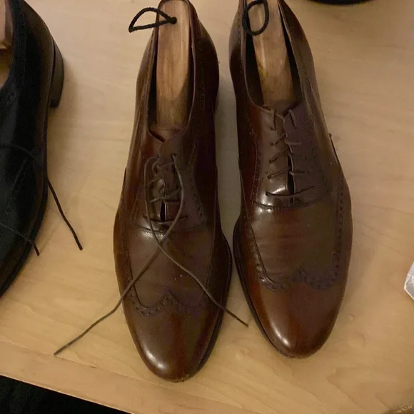 Salvatore ferragamo men’s shoe. Brown with bag and shoehorn